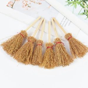 Party Decoration 10/20pcs Mini Straw Broom Furniture Model Doll House Game Toy Funny Miniature Accessories Tiny Pretend Play