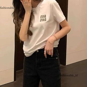 Miui Bag Miu Summer Cotton Short Sleeve T Shirt Women SweaHirt ​​Letter Diamond Embrodery Crew Neck Tshirt Miu Designer Hirt Womens Pullover Mui Mui 661