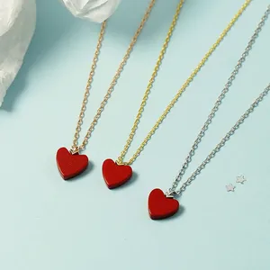 Kedjor Gioio Korean Simple Little Red Heart Clavicle Chain Agate Stone Love Pendant Handgjorda minimalistiska Redstone Cross