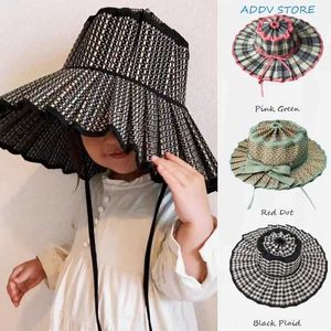 Geniş Memlu Şapkalar Kova S-XL Yaz Katlanır Pileli Kadın Güneş Şapkası Omuz Kayışları ile Ebeveynler ve Çocuk Tarzı Sıradan En İyi Açık Plaj Q240403