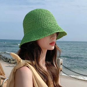 Wide Brim Hats Bucket Hats Wide brimmed sun straw hat for womens summer new beach straw hat simple sun protection straw hat seaside vacation straw hat Q240403