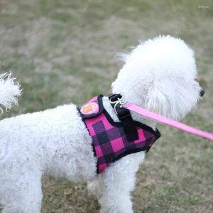 犬の襟子犬のベストハーネスハンドリーシュセット猫の通気性胸ストラップ小型および中型の犬のトレーニングに適した