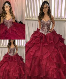 2019 Tiered Cascading Ruffles Quinceanera Dresses Pageant Sazzling Silver Rhinestone Burgundy Organza Ball Gown Prom Party7380163
