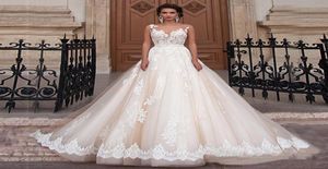 Sheer Scoop Neck Leckline Champagne Color Ball Glows Wedding Dress Applique Lace Illusion Back Bridal Dress Vestido Para Casamento3735895