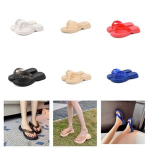 Slippare Summer Outdoor Women Beach Rubber Sandal Luxurys Designer Mules Sandale Casual Blue Shoes Mens Slides Travel Pool Sliders