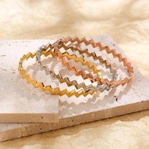 Pulseira de onda de moda de pulseira de pulseiras de aço inoxidável à prova d'água para mulheres de fábrica de jóias femininas