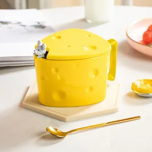 Mugs Cute Cheese Ceramic Mug With Lid And Spoon Personality Coffee Breakfast Milk Oats Cup Water Household Cups
