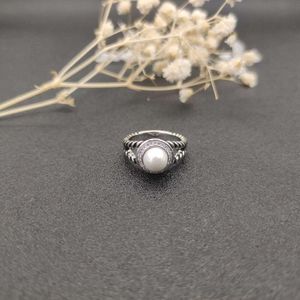 Luxury Davids Yurmas Ring Designer High Edition Round Diamond Pearl Ring Size US 6-7-8-9 Fyra storlekar