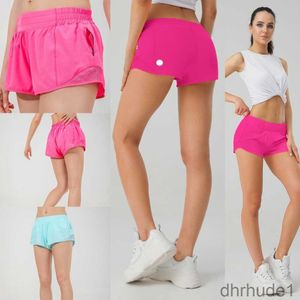 LU-650 Womens Yoga Shorts Outfits With Training Fitness Wear Hotty Short Girls Running Elastic Pants Sportwear Pockets Hot CBM5 MHXC