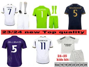 2023 2024 Real Madrids Çocuk Kaleci Kiti Courtois Arrizabalaga Bellingham Vini Jr Futbol Forma 23 24 Çocuk Ev Away Üçüncü Futbol Jersey Gömlek Kiti