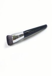 Pro Ultra Liquid Foundation Brush #83 - Углое равномерно фундаментальные кремовые косметические кисти для красоты инструментов 5808322