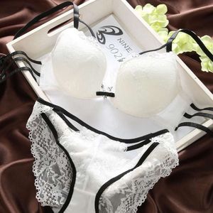 White Lace Hollowed Out Beautiful Back Lingerie for Girls, Thickened Deep V-shaped Sexy Small Chest Gathering and Bra Set