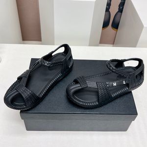 24ss kadın örgülü sandalet slaytlarda kayar bayanlar yaz açık plaj ayakkabı slingbacks elbise ayakkabıları klasik eğlence ayakkabı siyah kahverengi gündelik ayakkabı toz torbaları