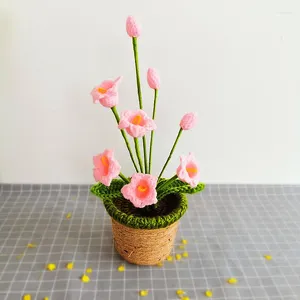 装飾的な花シミュレートされたバラの鉢植え植物手作りのかぎ針編み人工ブーケオフィスデスクトップ飾りウェディングパーティーホームデコレーション