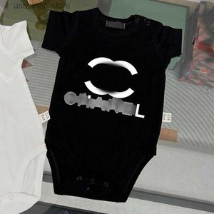 Rompers Classic C New Born Babys Print Jumpsuits Summer Kids Rompers Pure Cotton Short Sleeved Bodysuit新生児服CSD2401042-6 L47