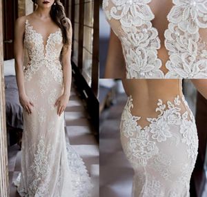 Sheer Applique Lace Modest Wedding Dresses 2019 Pearls Elegant Illusion Back Jewel Ivory Sheath Illusion Country Bridal Gowns Flar5247961