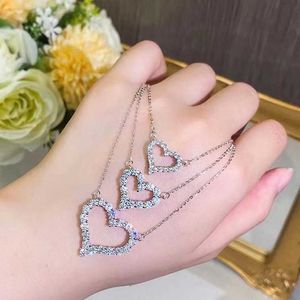 Designer Brand Gold High Version Tiffays Full Diamond Love Necklace Female Hollow Peach Heart Light Luxury Fashion Collar Chain