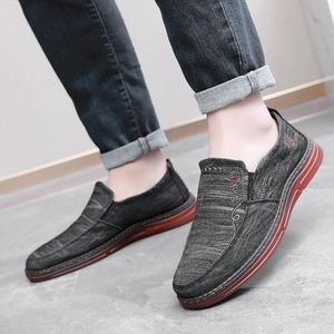 Casual Shoes Men Business Flat Bottom Grube Sole Non Slip Solid Canvas Uproć na vintage Formal Moccasins