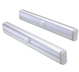 Luce notturna a LED del sensore di movimento 10 LED LAMPAGGIO PIR WIRELELS ALTA LUMEN SOTTO ALLUMENTO DEL GIODATTO CUSCINE LUCIMAMENTO DI EFFERMENTO 3641928