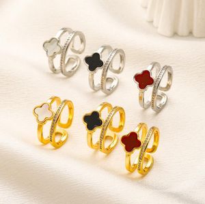 Designer Clover Ring Vintage Four Leaf Clover Charm Ring Mother-of-Pearl Rhinestone Decorative Stainless Steel 18K Gold Plated Ring for Women wedding Jewelry gift