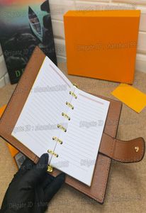 Stor skrivbordsagenda omslagsinnehavare Memo Planner Men Notebook Diary Luxury Designer Agenderas Protective Case Card Passport Holder Walle9775848