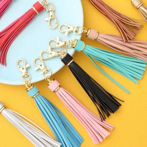 Keychains colhedores Norkeer New Fashion Tassel Keychain Feminino Acessórios de bolsas fofas Pu couro de couro Jóias q240403