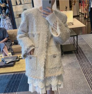 2024 New Maje High Content Wool Fried Vired Twists منسوجة الخطوط العريضة معطف Wool Coatc