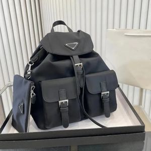 Designer ryggsäck resor ryggsäck Ny mode casual collocation messenger väska designer handväska ryggsäckar hink totes flera stilar tillgängliga