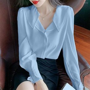 Kvinnors blusar eleganta vita ruffle shirt kvinnor 2024 våren lång ärm v halskvinna koreansk söt lös femme casual mode tops