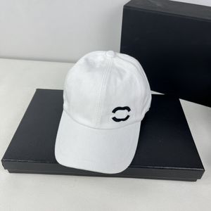 Fashion Designer Baseball Caps Capite di ricamo minimalista Cappelli da baseball per uomini e donne Cappelli da sole sportivo casual