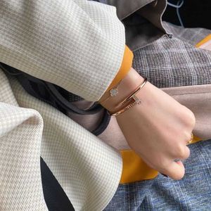 Carts bracelet Net red rose gold titanium steel light luxury nail Bracelet womens colorless minority design ins cool wind and tide7H3B