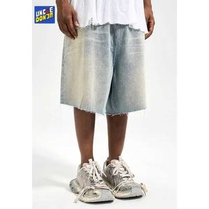 Men's Shorts Retro yellow washed casual denim shorts Y2K mens hip-hop Harajuku street loose denim shorts J240407