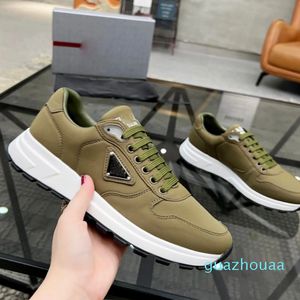 Top Brand 2024 Trainers Super Quality Daily Skateboard Walking