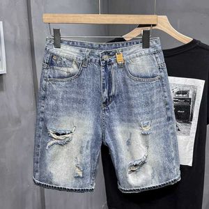 メンズショーツ2024New Spring and Summer Mens Designer Denim Shortsルーズフィットファッショントレンド5ミドルパンツJ240407