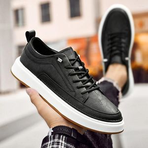 Casual Shoes Men Sneakers Flat Non-Slip Skateboard Shoe For Leather Board Bekväm vulkaniserad