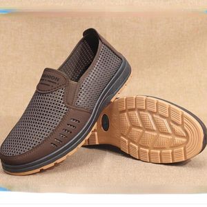 Buty swobodne Xihaha Summer Sport Fashion Mat Mesh Mesh Mesh Flat Slip-On Shut Sneaker Męski Outdoor Spacer