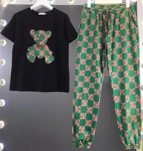 Projektant New Tracksuits Damskie spodnie T-shirt garnitur luksusowy garnitur dwuczęściowy zestaw seksowny garnitur sportowy