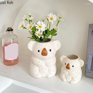 Vaser Creative Ceramic Vase Pen Holder Hushåll Koala Form Flower Arrangement Modernt vardagsrum Torkad förvaringsbehållare