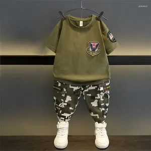 Roupas conjuntos de garotos camuflagem terno de verão de verão de estilo western fino infantil de mangas curtas de mangas curtas