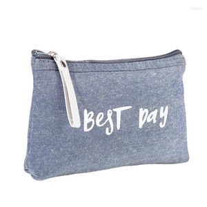 Storage Bags Canvas Waterproof Cosmetic Bag Ladies Casual And Convenient Clutch Letter Girl Pencil Case Wash