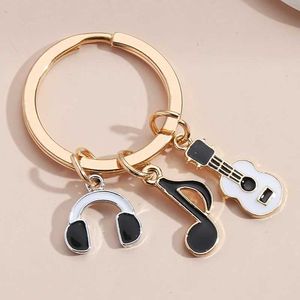 Keychains Lanyards Cute Music Keychain Microphone Keyboard Guitar Headset Star Key Ring Singer Chains For Women Men DIY Handmade Jewelry Gifts Q240403