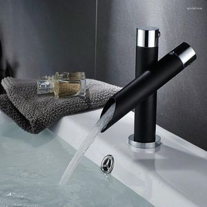 Waschbecken Wasserhähnen Vidric Schwarz Wasserhahn kostenlos Rohr kreativer kaltes Badewater Wasserfall Tap Brass UK Basin Mixer Modern