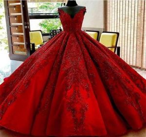 Red Carpet Sukienki na studniowe dekolt klejnot klejnot 3D aplikacje balowe suknia ślubna satyna koronkowa sukienka wieczorowa elegancka kobiety Ve8868842