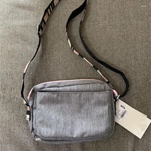 Stumi a tracolla Designer di marchi Oringal Women Bag Borse in nylon di lusso Girls Messenger Crossbody per sacca di shouder femminile piccola un main