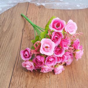 Dekorativa blommor simulerade rose liten knopp konstgjord blomma heminredning arrangemang rum