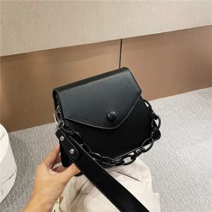 Mody mini skórzane torby na ramieniu Crossbody Kobiety małe łańcuchowe torebki torebki śliczne bolsas de mujer sac