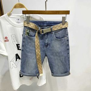 Shorts maschile estate europea e americana Slimt slim fit shorts per uomini sciolti di moda coreana classico jeans da uomo blu blu j240407