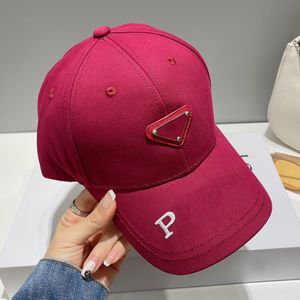 Women's Embroidered Baseball Cap Men's Ball Cap Fashion Designer Outfit Bowler Hat Side Triangle Street Cap Cool Trend Duck Tongue Cap