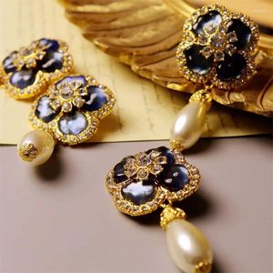 Studörhängen Vintage Purple Emamel Flower Pearl Drop For Women Jewely Runway Party T Show Fancy Trendy Boho Ins Japan