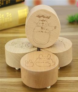Anime Totoro Beech Clockwork Musical Box Creative Wood Crafts Personality Music Box7920019